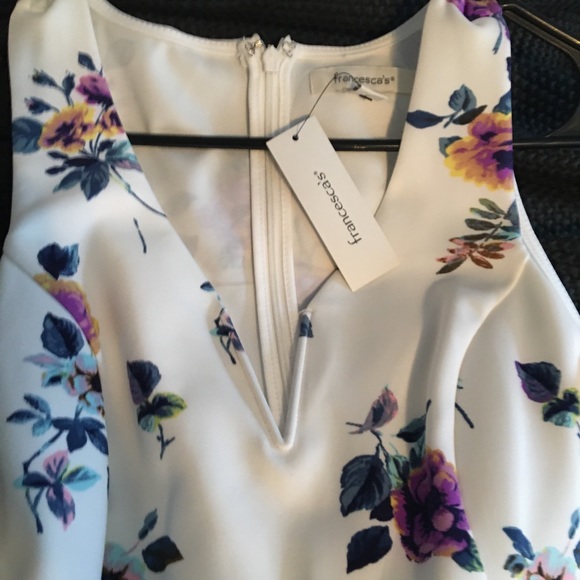 Dress - Picture 9 of 9